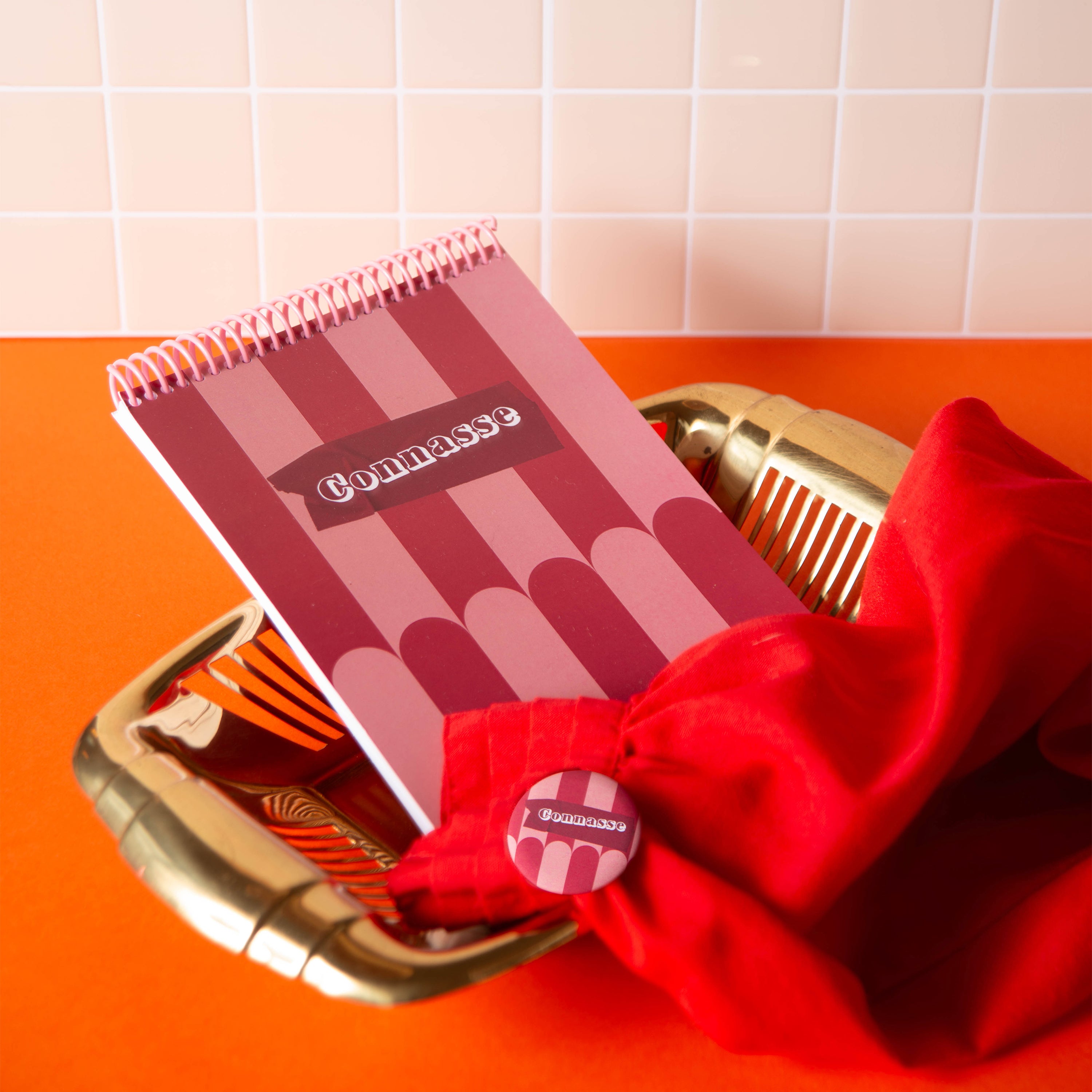 Carnet "CONNASSE" -A5-Badge inlcus MauvaisesGraines